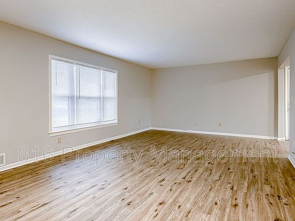 5th image of 8312 E 57th St