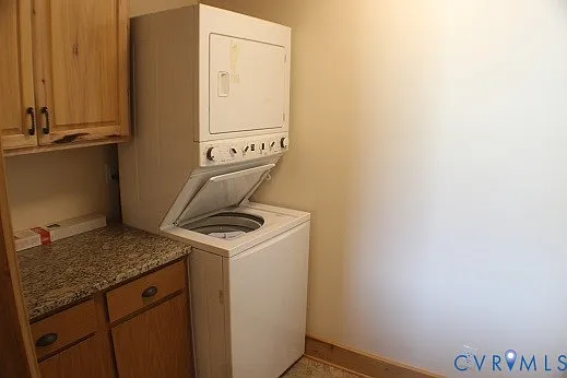 4801 Bird Grove Ln — Photo 8