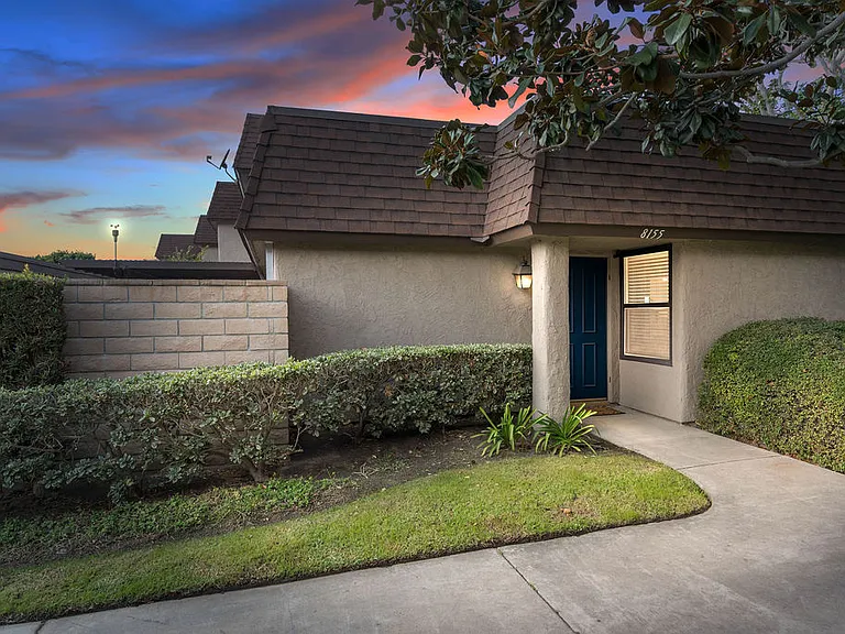 8155 Carmel Dr — Photo 6