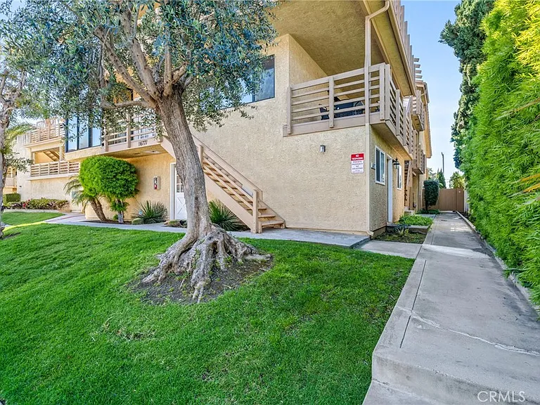 16771 Moody Cir #B — Photo 2