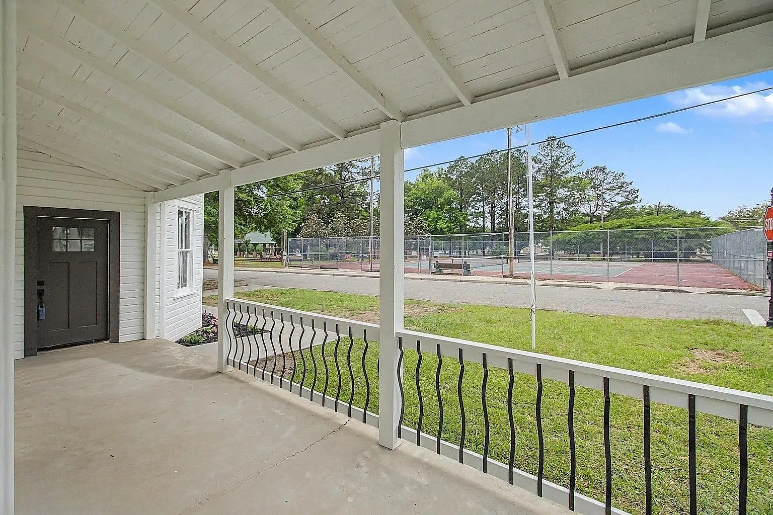 4 bed, 1843 sqft, $1,350 — Photo 4