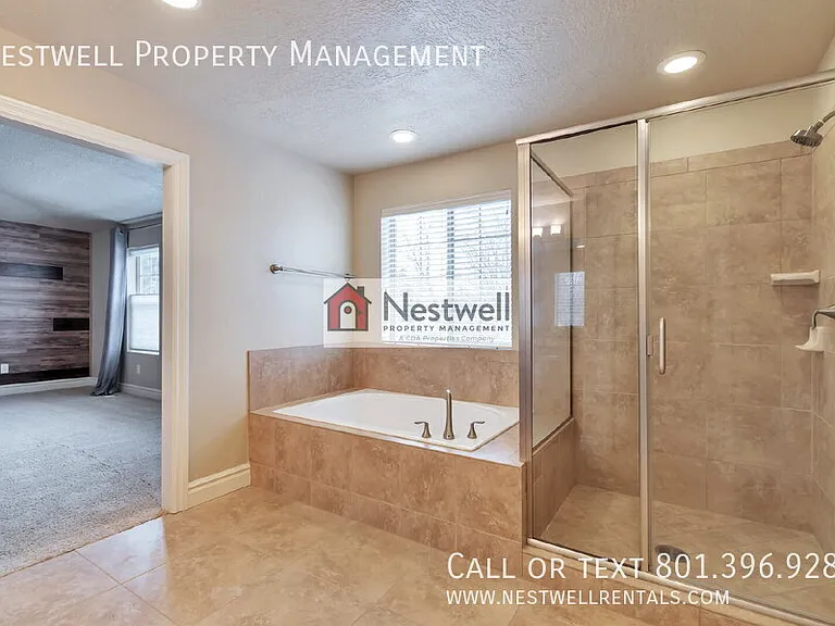1360 E Foxmont Ln — Photo 12