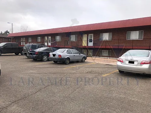706 Downey St Photo 1