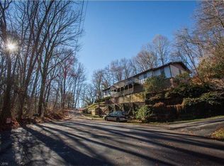 76 Adams St, Waynesville, NC 28786