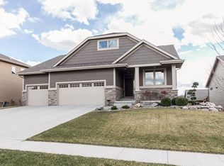 7152 Reed Ln, West Des Moines, IA 50266