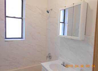 4th image of 1296 Pacific St #10A