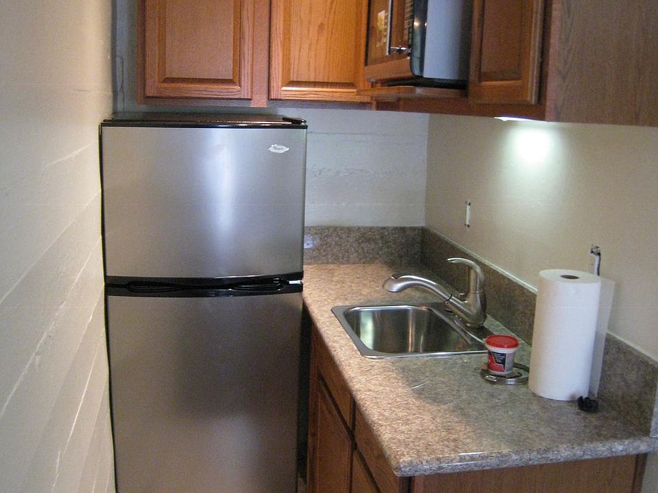 2nd image of 240 Avenida Pelayo Unit B