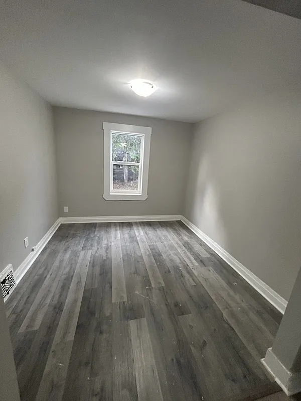 545 Morris Street Greater Sudbury — Photo 2