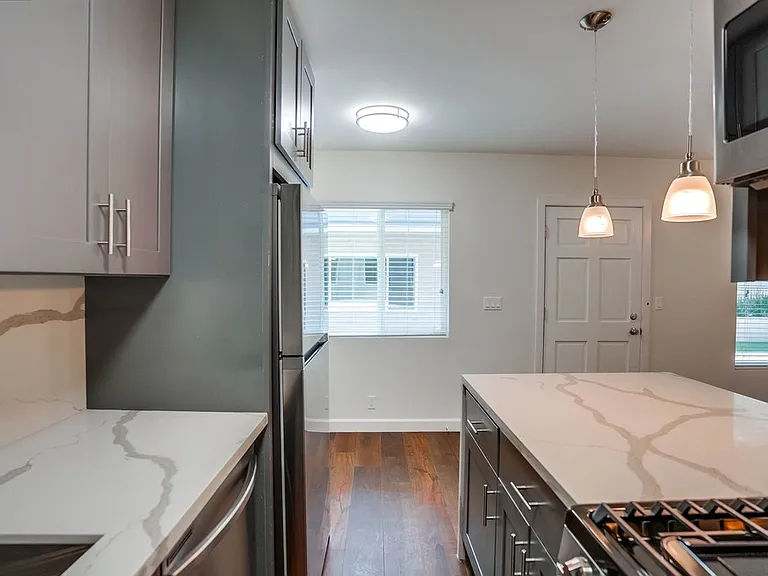 920 Enterprise Ave — Photo 14