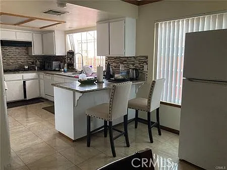 409 S Marguerita Ave — Photo 5