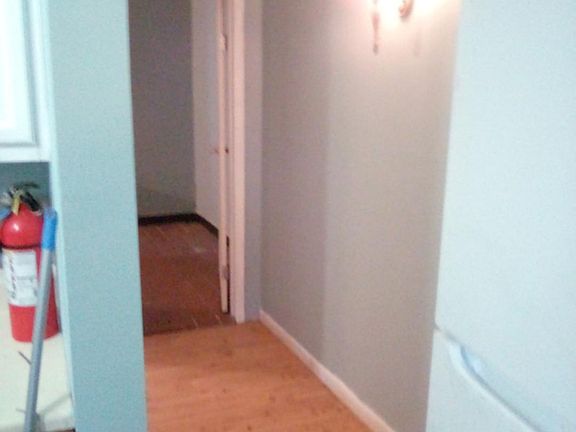 3rd image of 1602 Howard Ave #3