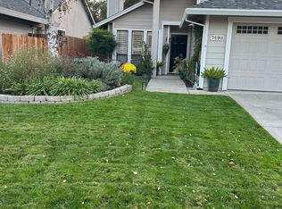 7498 Griggs Way, Sacramento, CA 95831