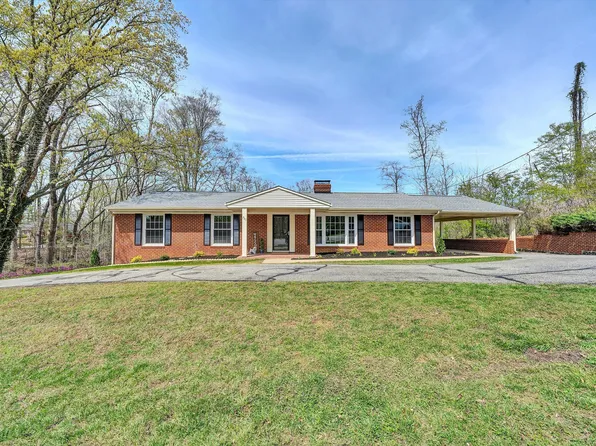 731 Bassett Heights Rd, Bassett, VA 24055