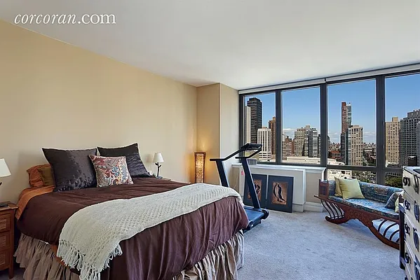 Sold by Corcoran | media 3