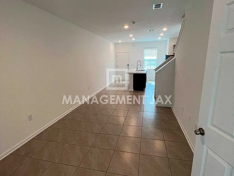 8317 Asteroid St — Photo 11