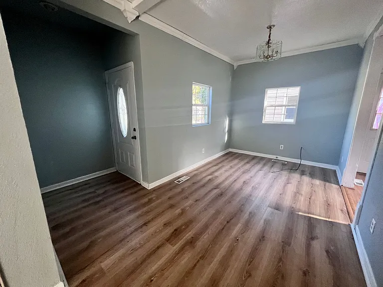 1600 Park Ave — Photo 15
