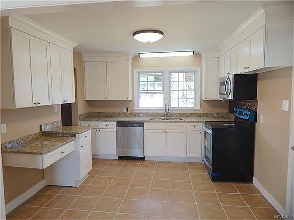 2nd image of 1019 Greystone Ave