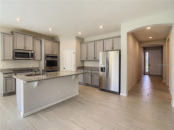 3rd image of 1717 Sunfish St