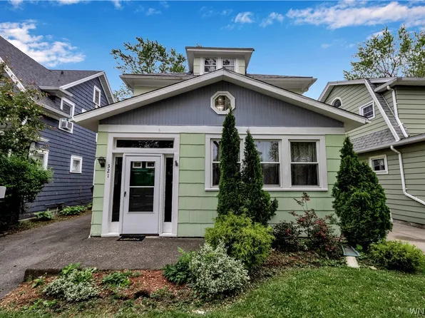 321 Euclid Ave, Kenmore, NY 14217