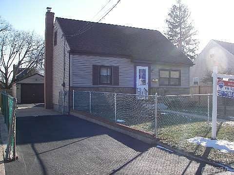 1st image of 416 Parkside Ct