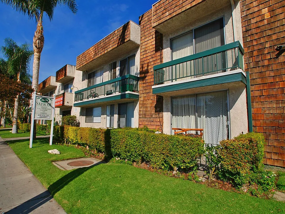 Saticoy Apartments...Nice comfortable living...Near Pierce College! CALL NOW!