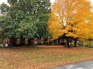 207 Apple Dr, Liberty, SC 29657