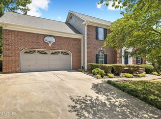 1440 Queensbridge Dr, Knoxville, TN 37922