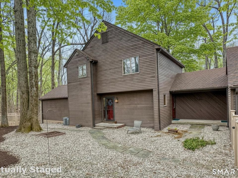 1st image of 419 Tall Timbers Road