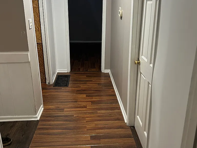 8724 Williams Ln — Photo 15
