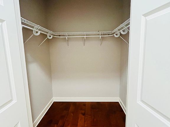 2nd image of 211 University Pkwy #11