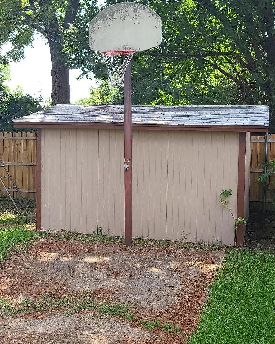 3 bed, 1450 sqft, $2,300 — Photo 2