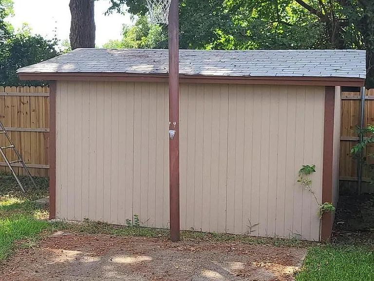 832 Twilight Trl — Photo 2