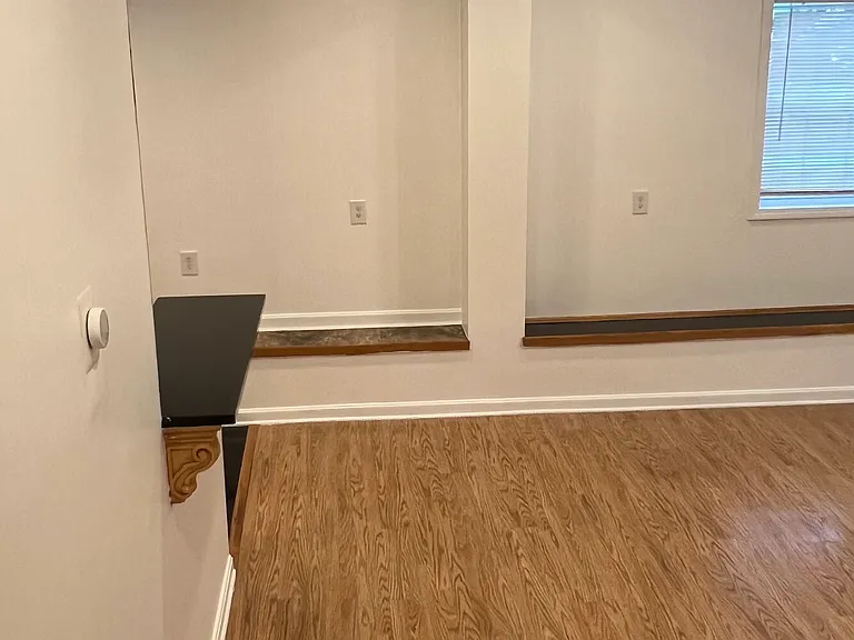 2800 Hartford Ave #4 — Photo 6