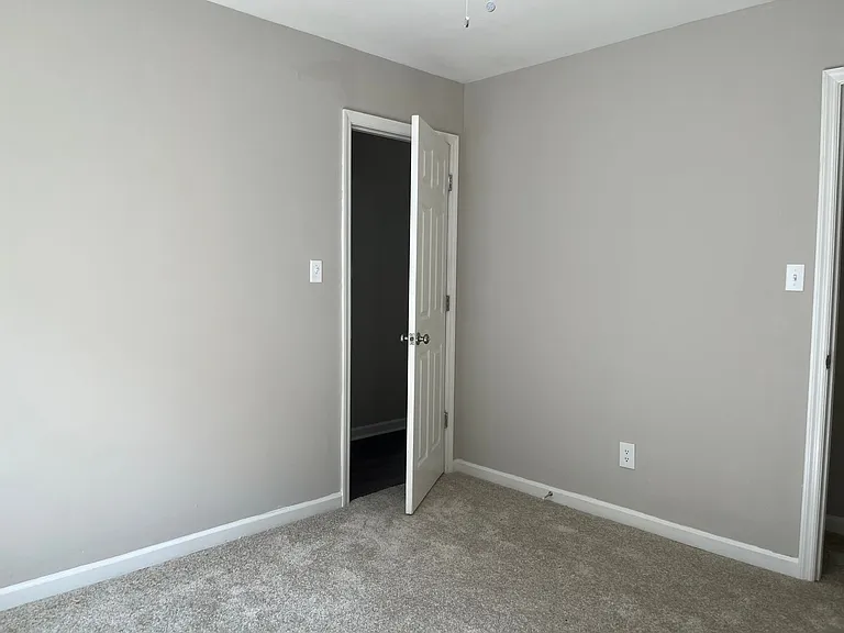 1680 Sleepy Hollow Rd — Photo 13