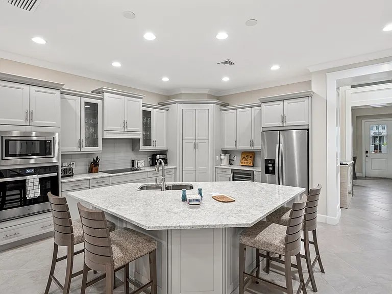 8795 Calypso Ct — Photo 11