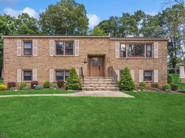 25 Connel Dr, West Orange Twp., NJ 07052