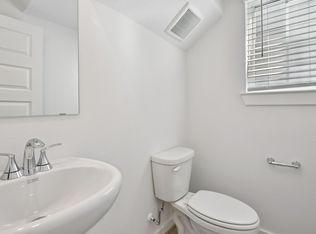 2209 Bay Breeze Dr, Kemah, TX 77565
