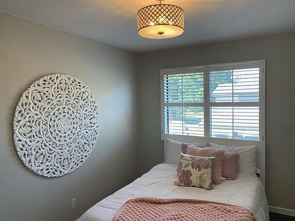 4th image of 5066 Sutter Creek Cir