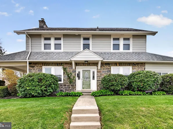 1202 Earlington Rd, Havertown, PA 19083