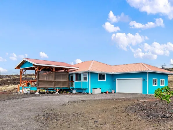 92-823 Kohala Blvd, Captain Cook, HI 96704