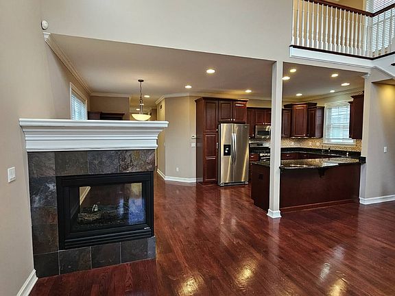 5th image of 29012 Ruskin Pl #23