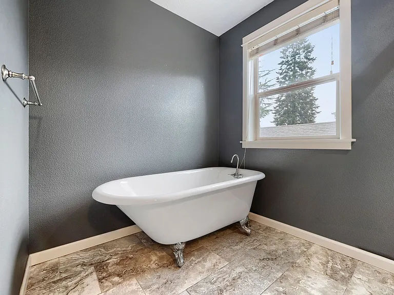 6020 SE Raymond St — Photo 22
