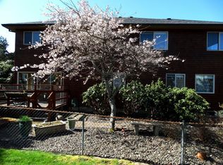 5519 3rd St NW, Tillamook, OR 97141