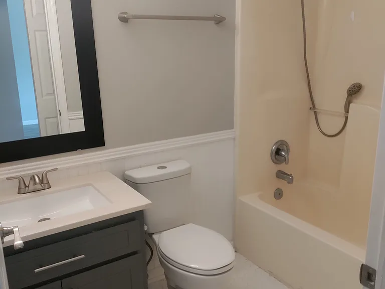 169 E Lakemont Dr #B — Photo 10