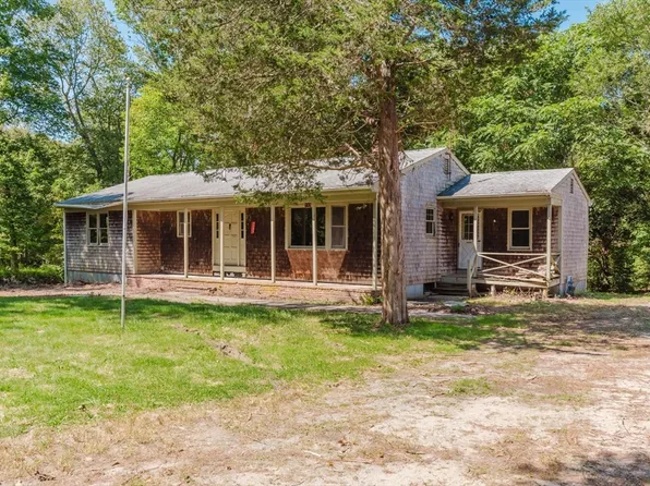 1165 Main Rd, Westport, MA 02790