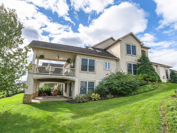 117 Foxgate Ct, Millersville, PA 17551