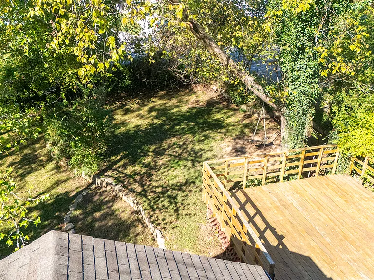 160 Como Ave — Photo 14