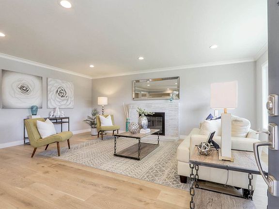 4th image of 851 Monica Ln