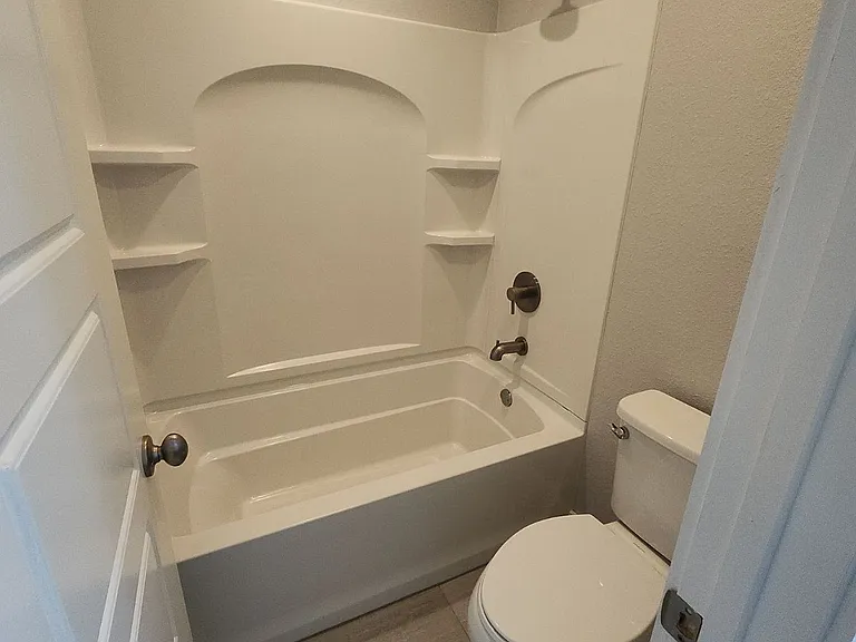 1807 Harbor Dr #D — Photo 14