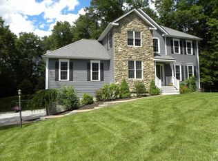 23 Eleanor Ln, Charlton, MA 01507
